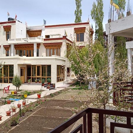 Niri-La Guest House Leh Ngoại thất bức ảnh