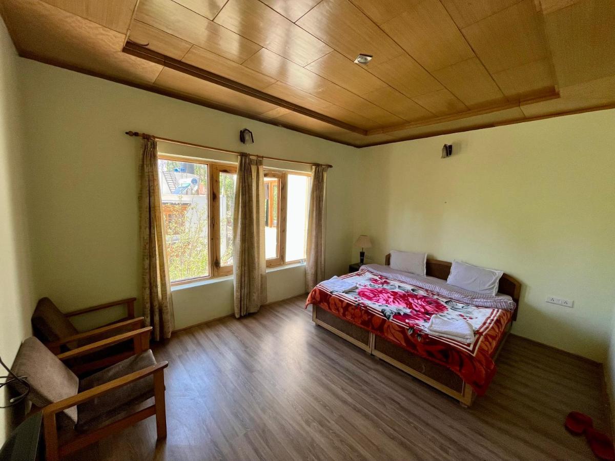 Niri-La Guest House Leh Ngoại thất bức ảnh