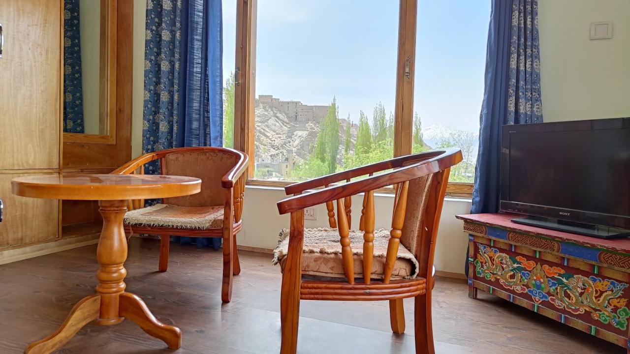 Niri-La Guest House Leh Ngoại thất bức ảnh